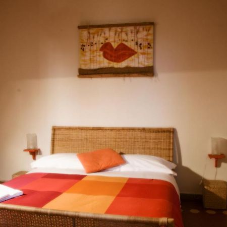 B&B 5 Sensi Florens Exteriör bild