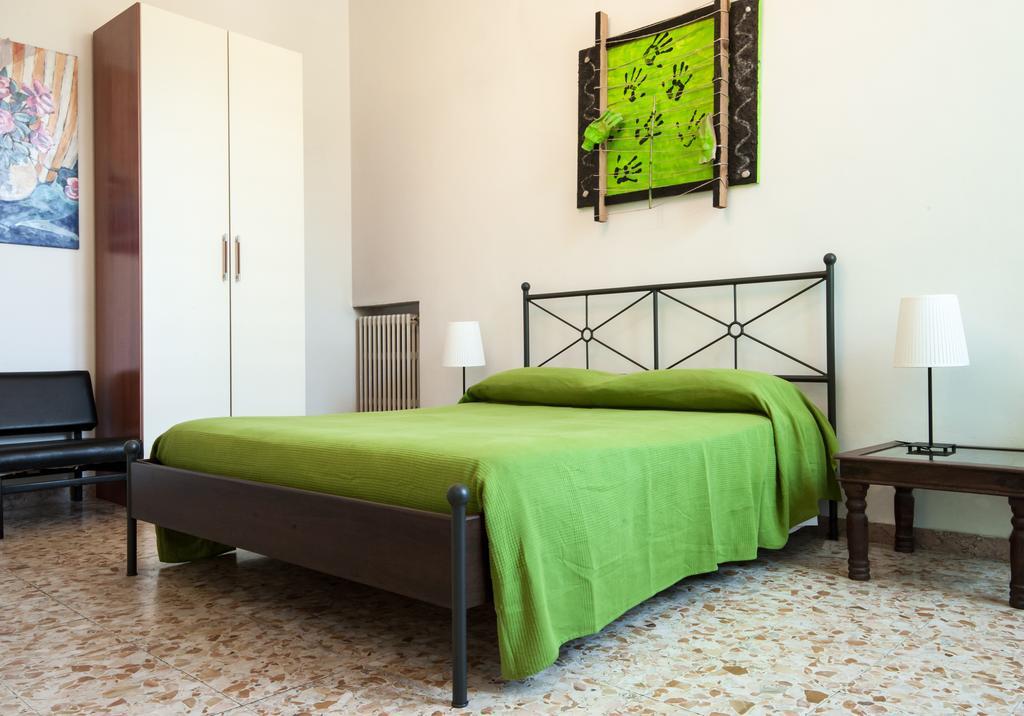 B&B 5 Sensi Florens Rum bild