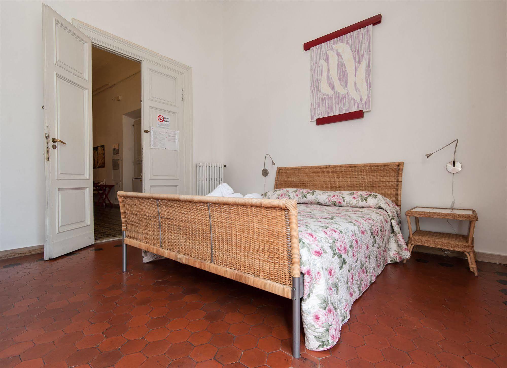 B&B 5 Sensi Florens Exteriör bild