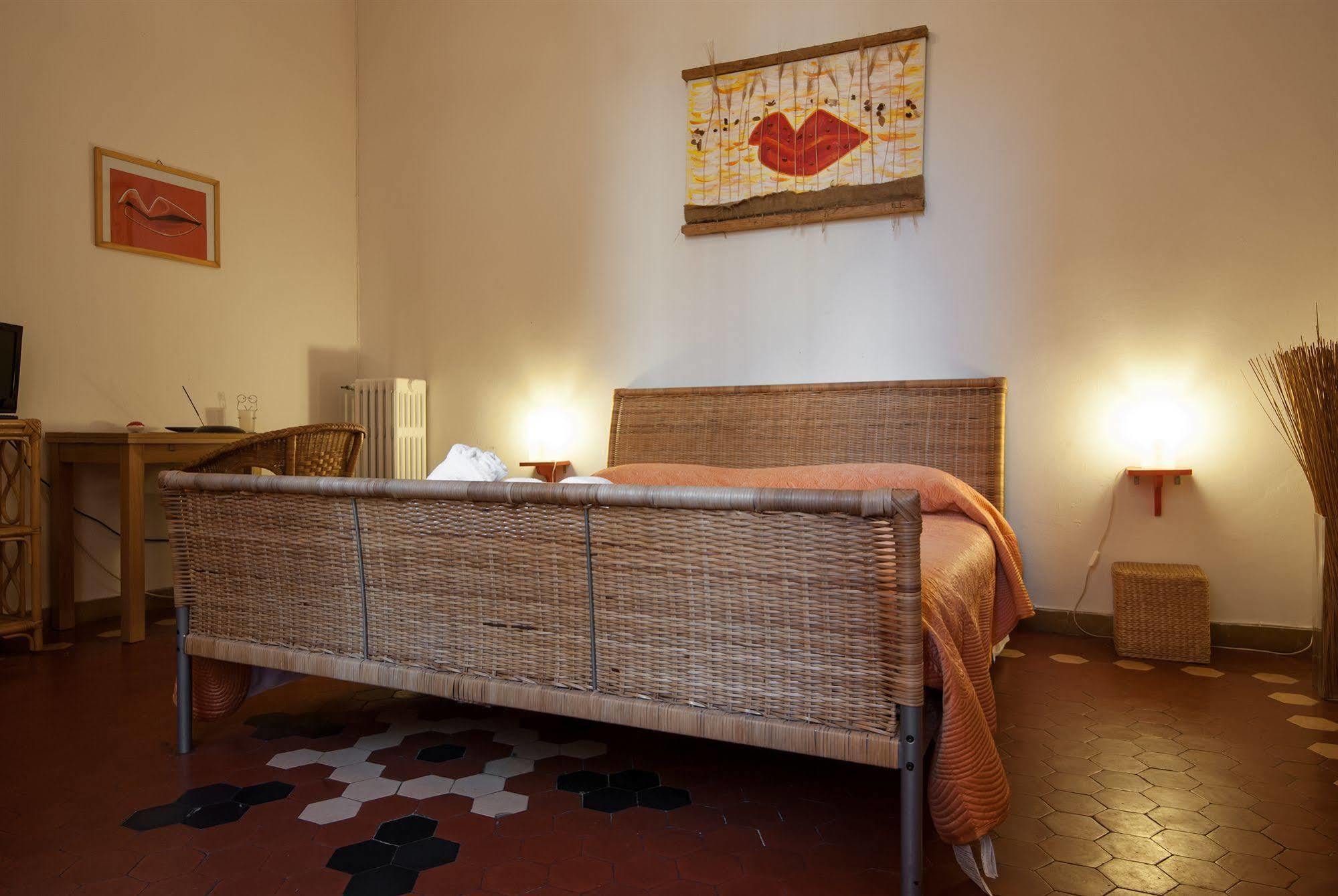B&B 5 Sensi Florens Exteriör bild