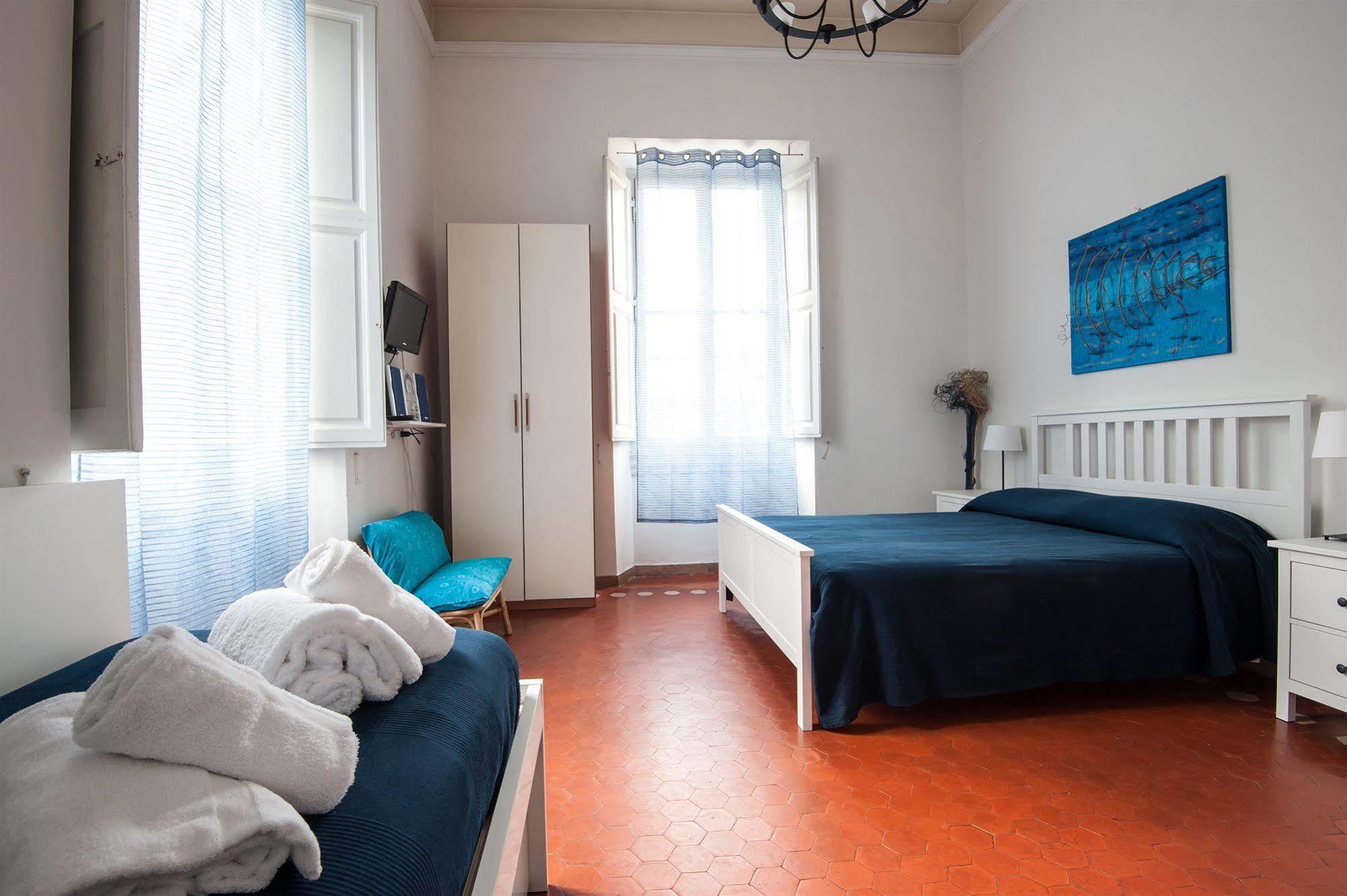 B&B 5 Sensi Florens Exteriör bild